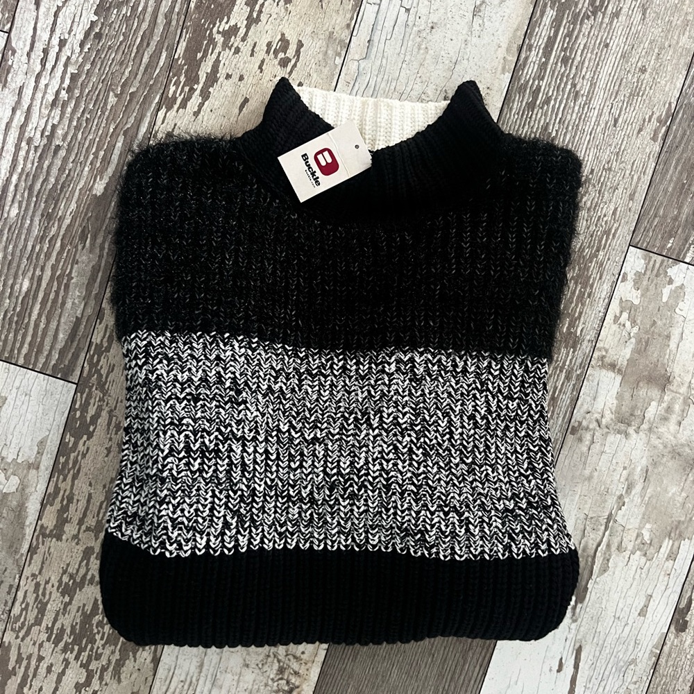 Willow & Root Colorblock Mock Neck Sweater size XS NWT